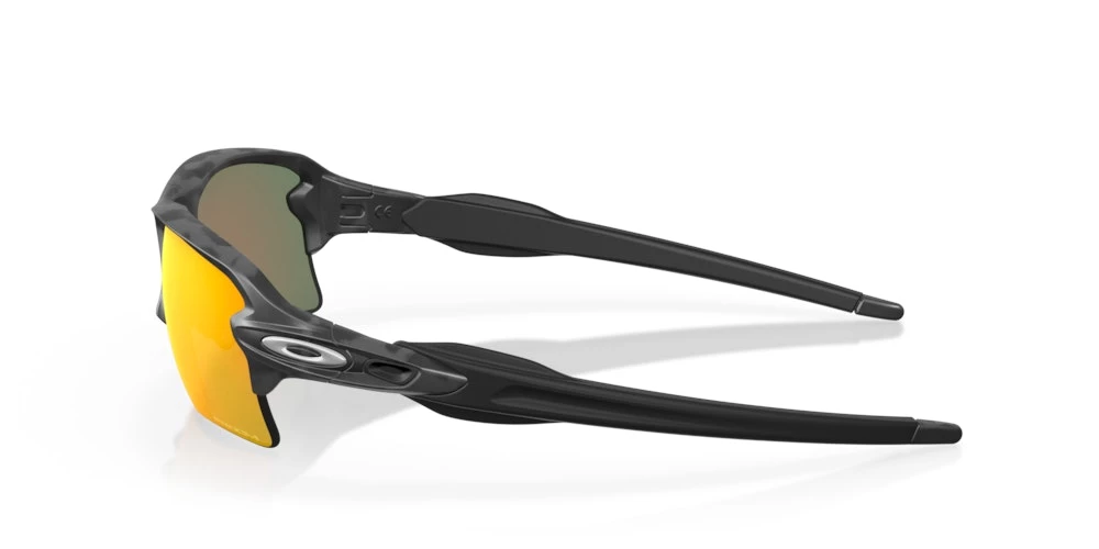 Oakley Flak 2.0 XL Low Tint 2022 | Sunglasses 6 Oakley Flak 2.0 XL Low Tint 2022 | Sunglasses - Image 4